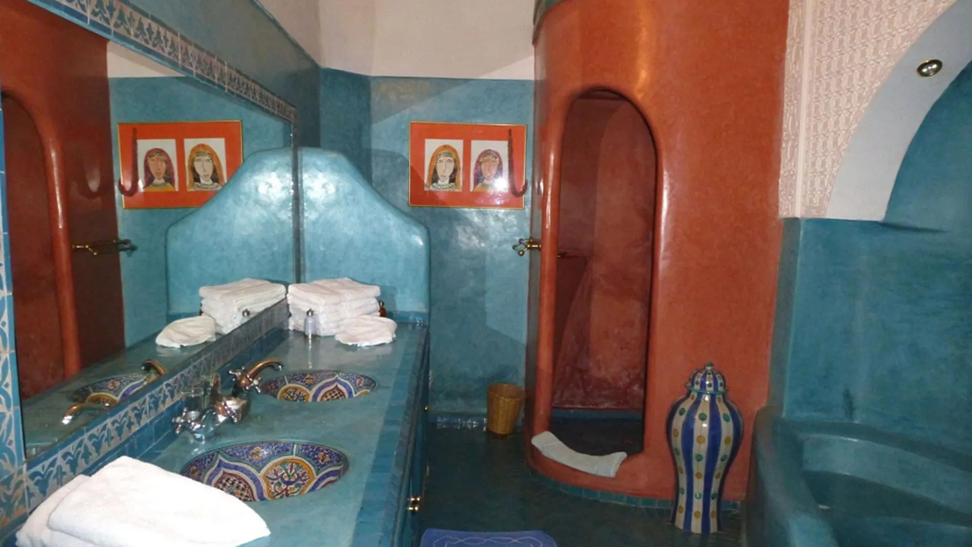***  Riad Dar Alfarah Marrakesh Morocco